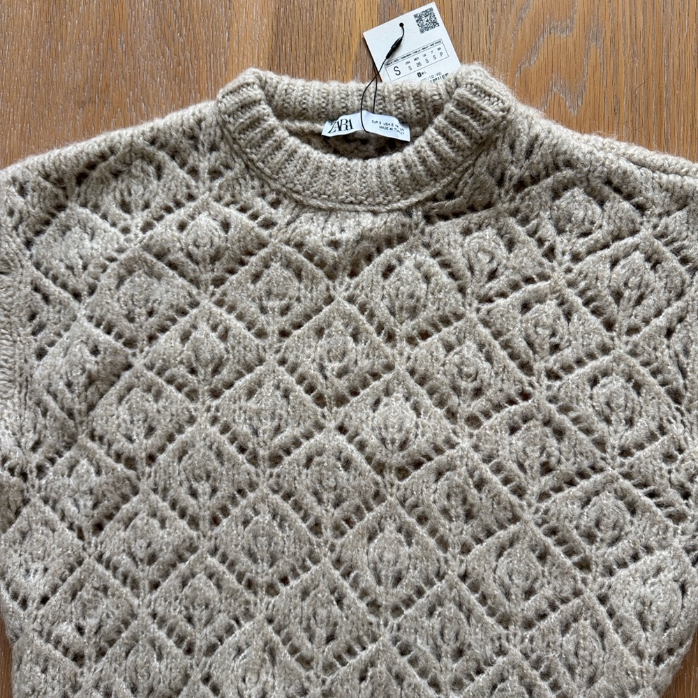 Zara Beige Knit Sweater - Picture 4 of 5